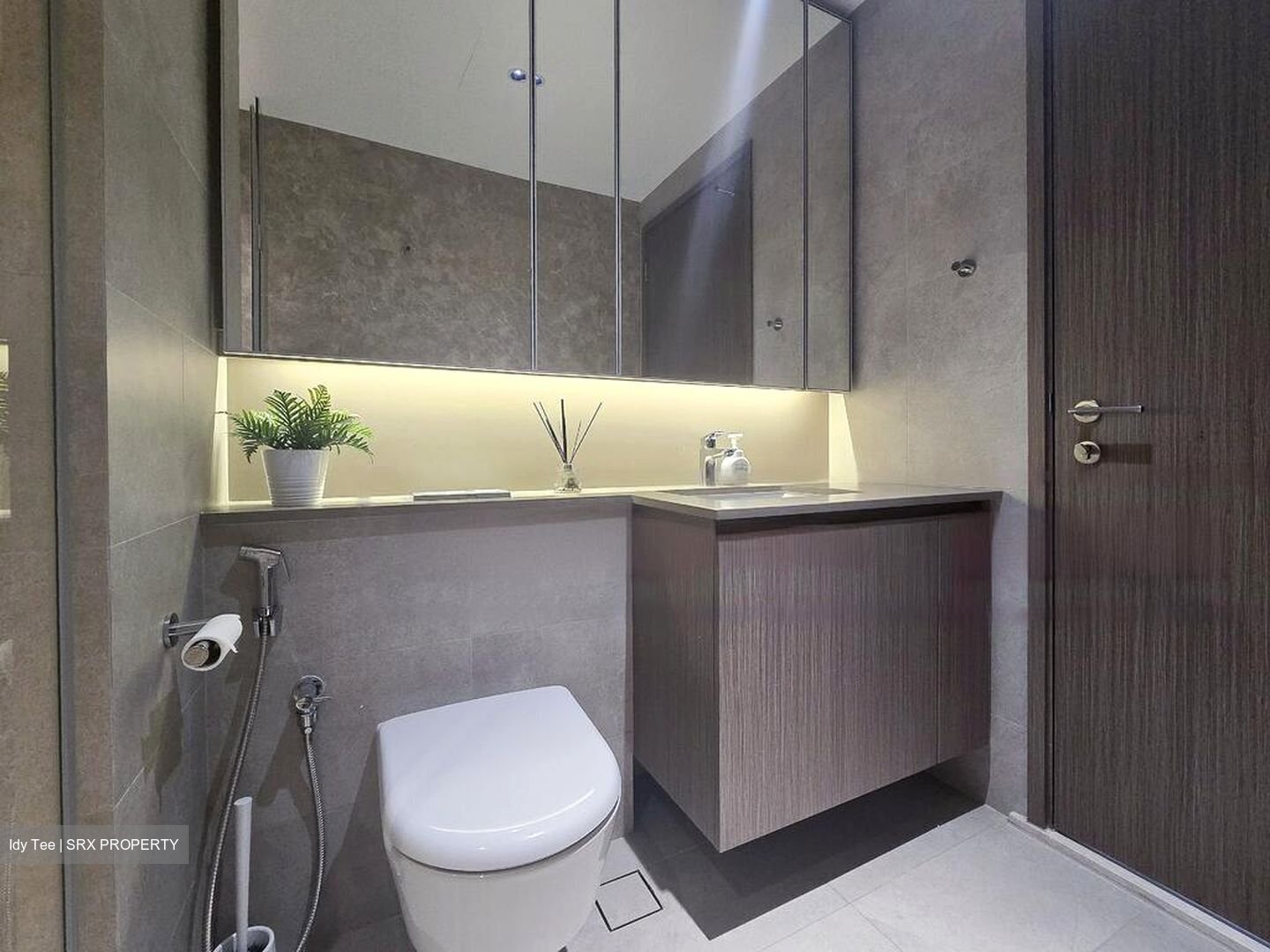 Seaside Residences (D15), Apartment #457306581